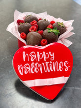 Load image into Gallery viewer, Valentines Berrybomb Gift Box