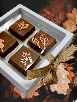 Chocolate leaves